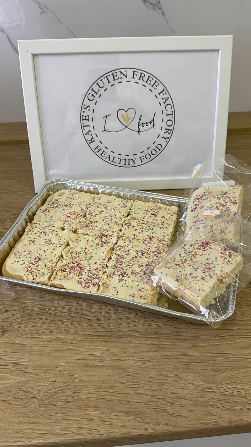 Gluten-Free Old School Cake – Vanilla Sponge with White Chocolate & Sprinkles