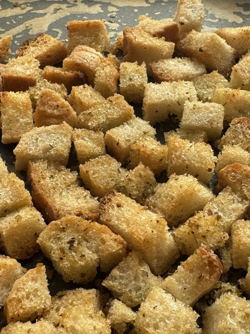 Gluten-Free Croutons with Oregano