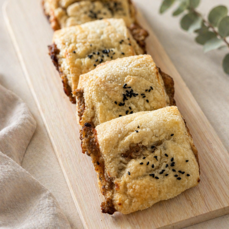 Gluten-Free Vegetarian Cheese, Mushroom & Chickpea Puff Pastries (Pack of 5)